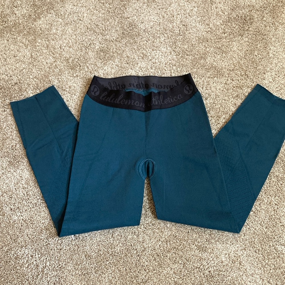 lululemon Teal Leggings EUC SIZE 2